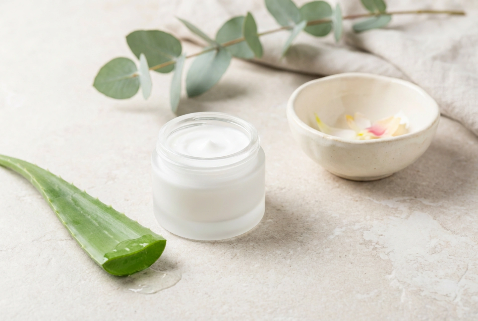 Aloe Vera Face Cream: Who Is It For, How to Use It, and What to Combine It With