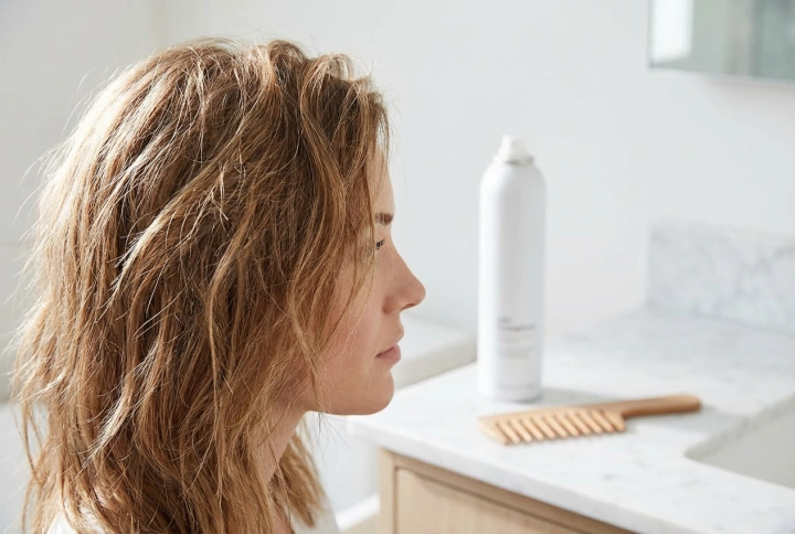 A Fresh Look in Moments: Hairstyles for Greasy Hair Without Washing