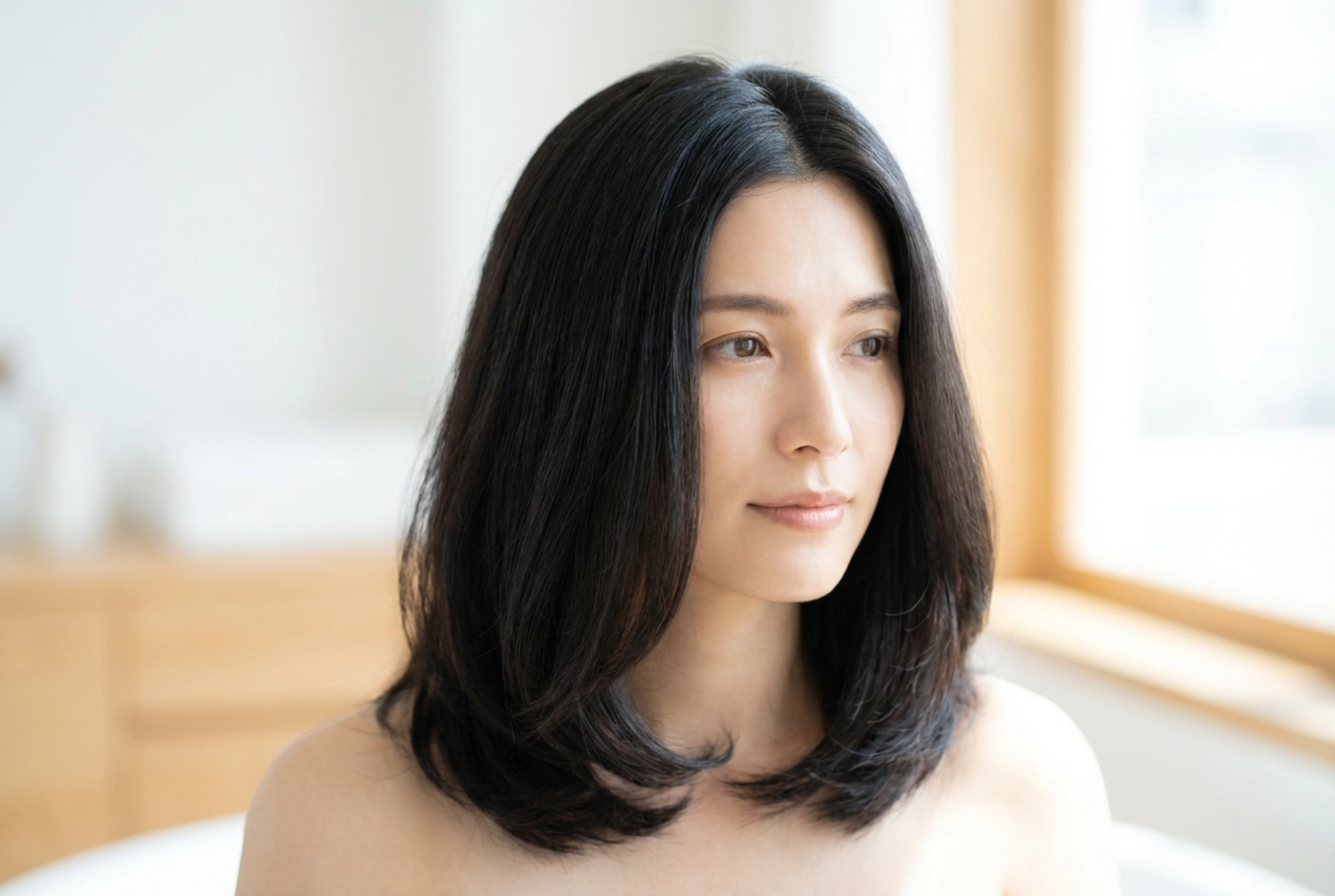 Symmetrical Hairstyles: How to Style Them and Add Volume