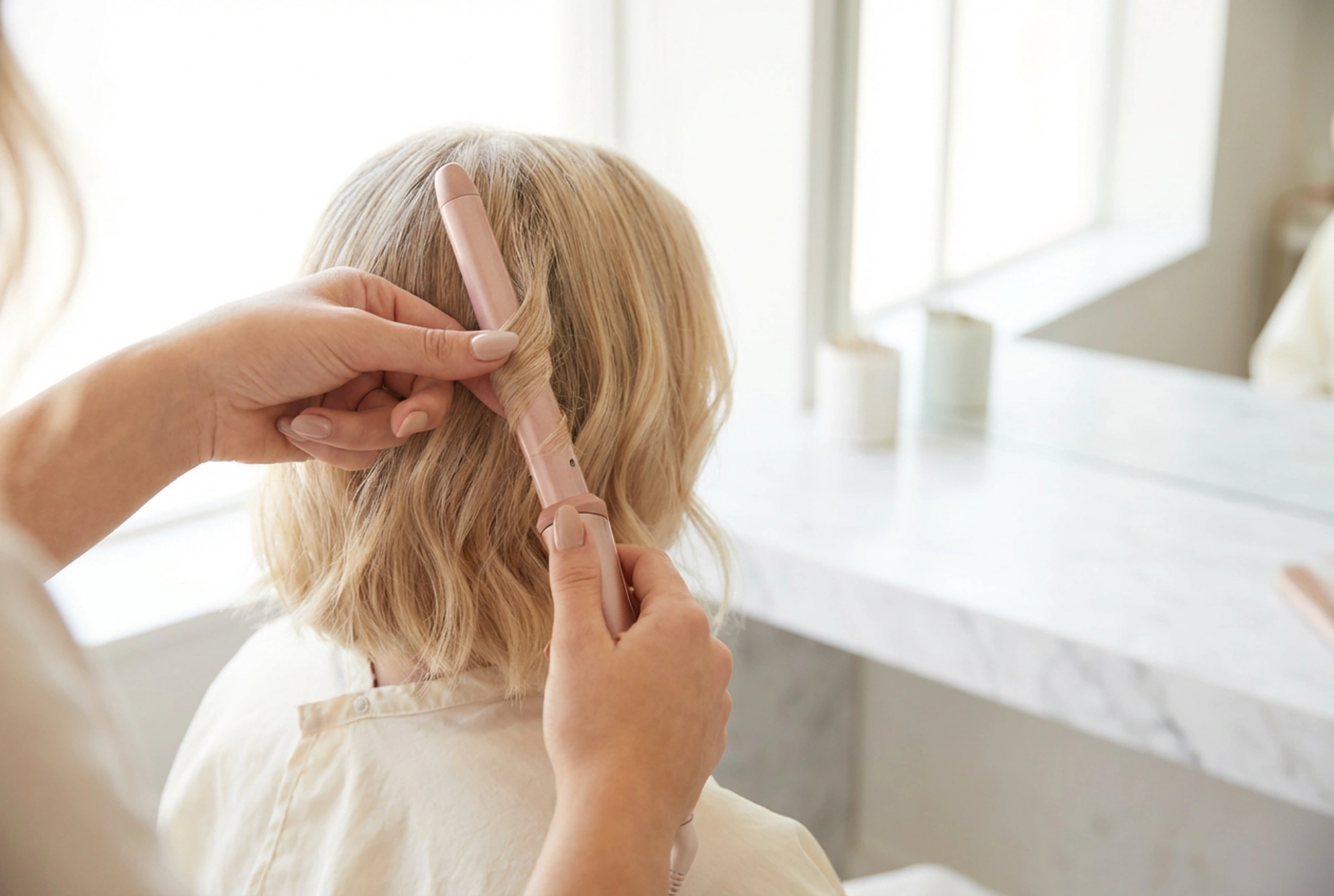 Curling Tongs for Short Hair: Diameters, Tricks, and Setting Curls