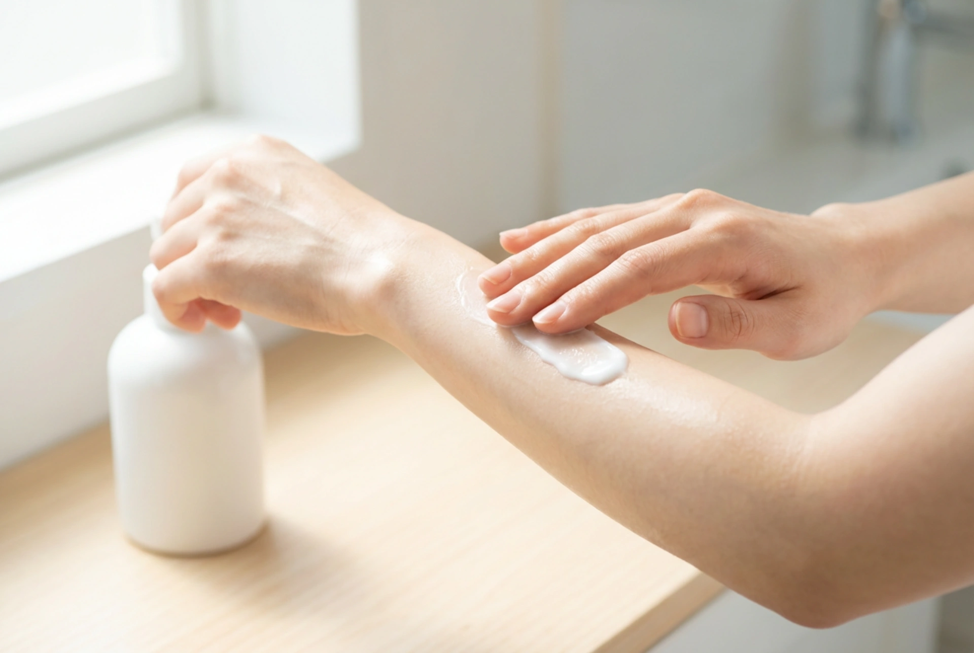 Lightweight Body Milk: Hydration, Application and Common Mistakes