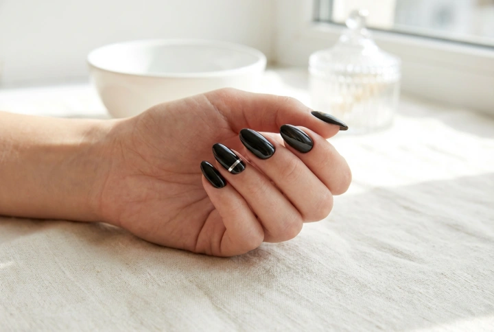 Silver and Black Nails: A Metallic Accent and Deep Black Step by Step