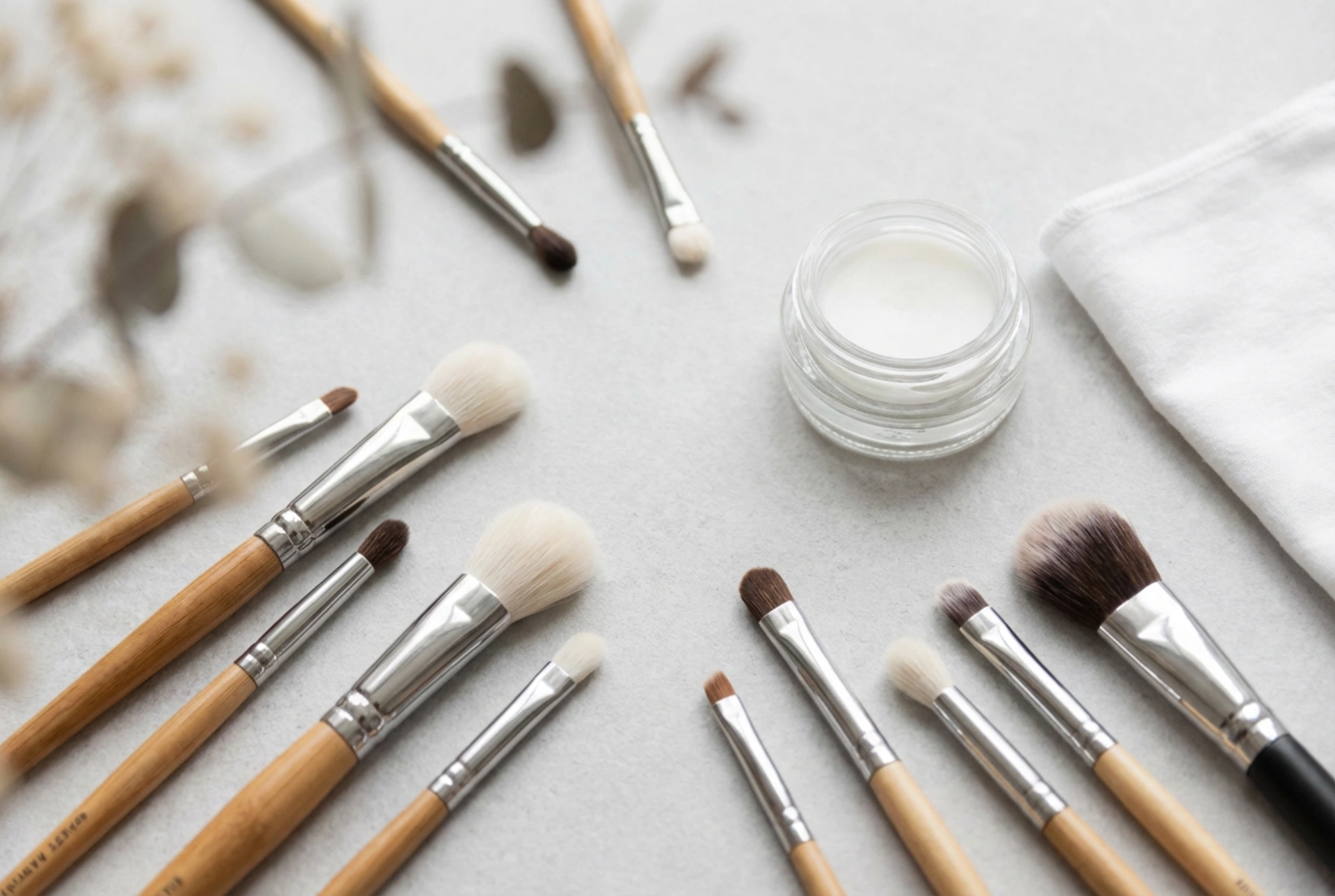 Eye Makeup Brushes: An Essential Guide to Types, Uses, and Care