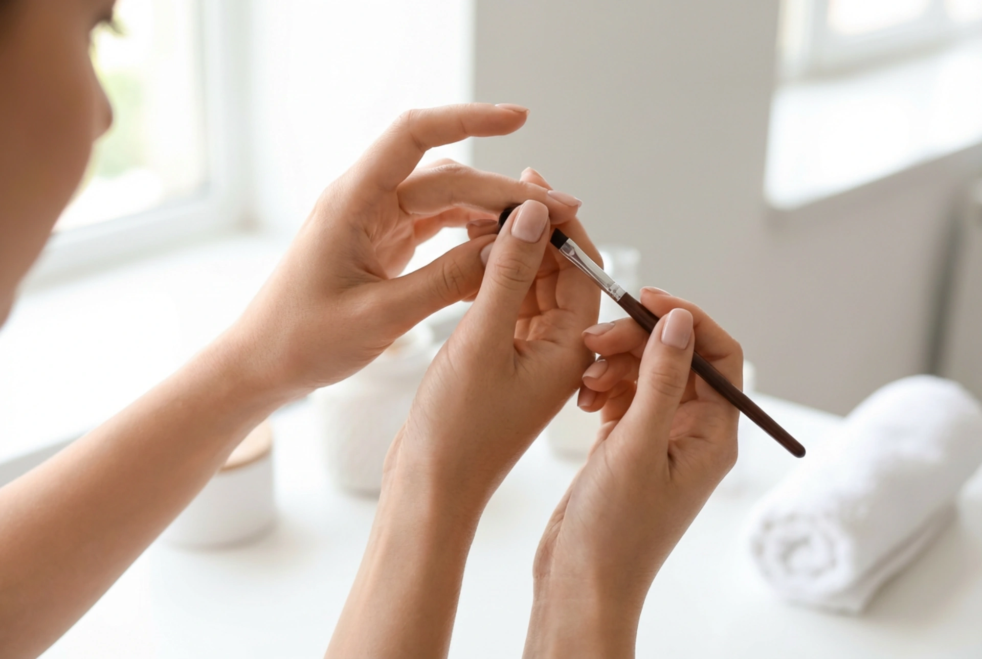 How to Choose the Right Eyebrow Henna Shade and Apply It Correctly